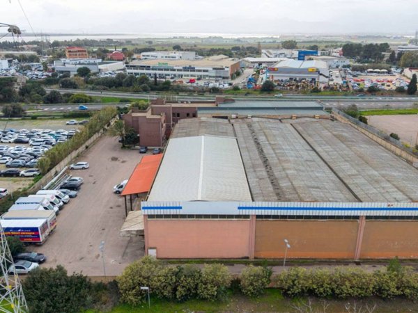 ufficio in vendita ad Elmas