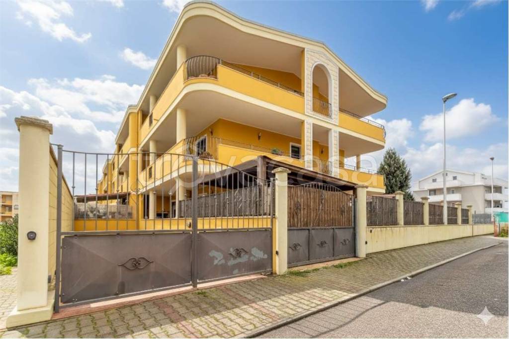 appartamento in vendita ad Elmas