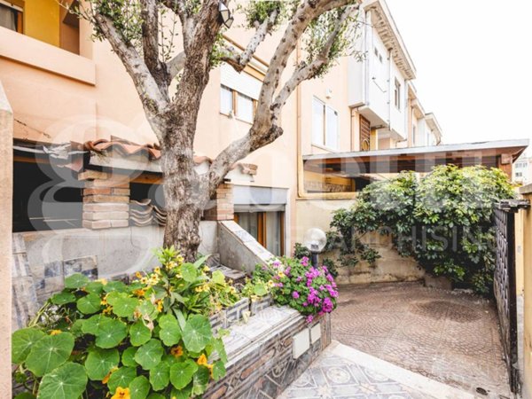 casa indipendente in vendita a Monserrato
