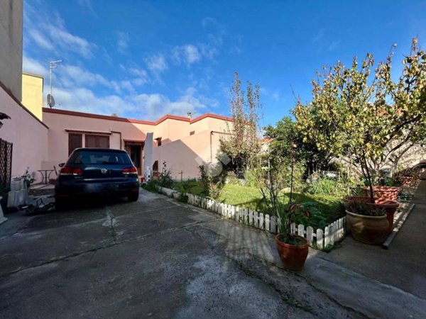 casa indipendente in vendita a Monserrato