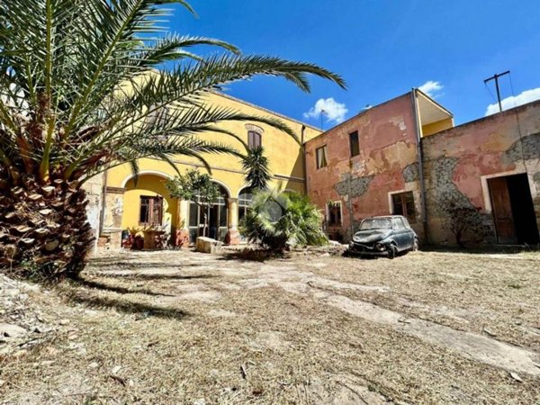 casa indipendente in vendita a Monserrato
