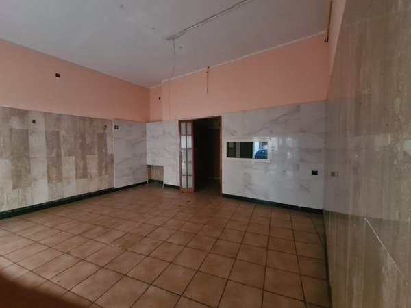 negozio in vendita a Monserrato