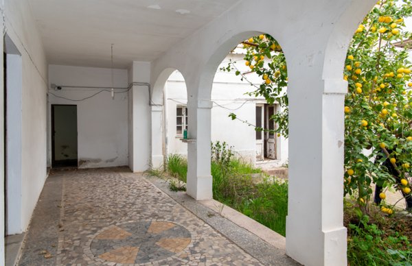 casa indipendente in vendita a Monserrato