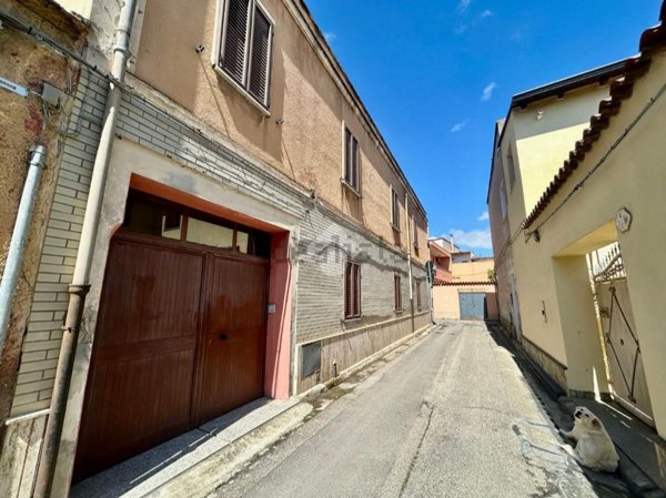 casa indipendente in vendita a Monserrato
