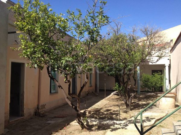 casa indipendente in vendita a Monserrato