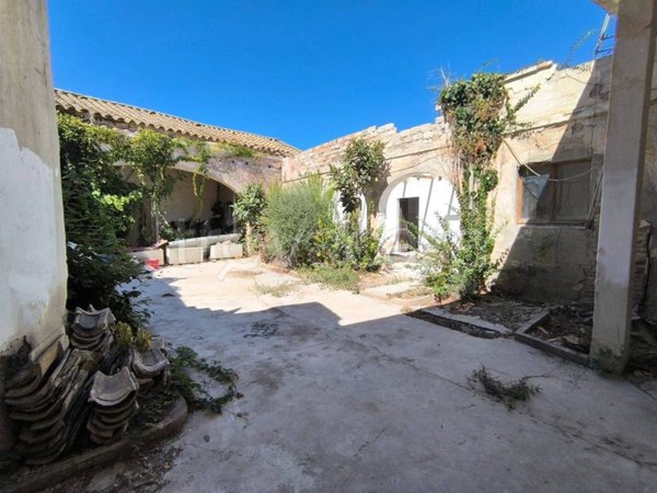 casa indipendente in vendita a Monserrato