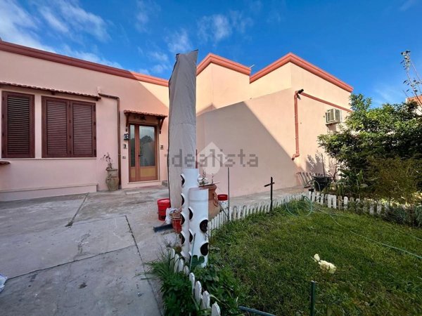 casa indipendente in vendita a Monserrato