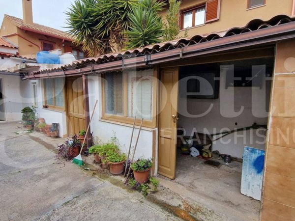 casa indipendente in vendita a Monserrato