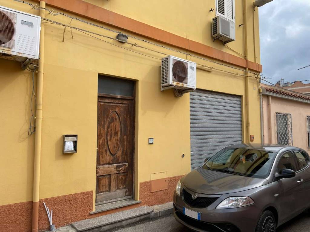 ufficio in vendita a Monserrato
