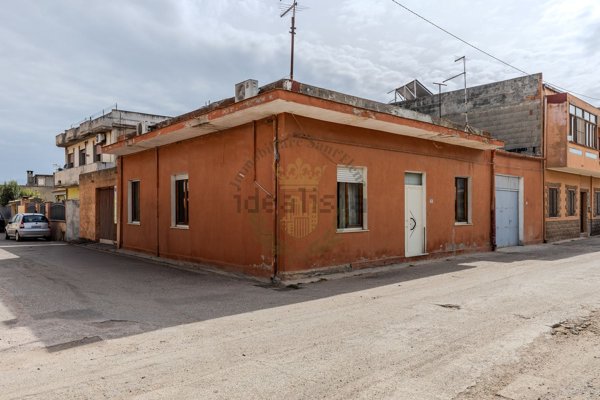casa indipendente in vendita a Monserrato