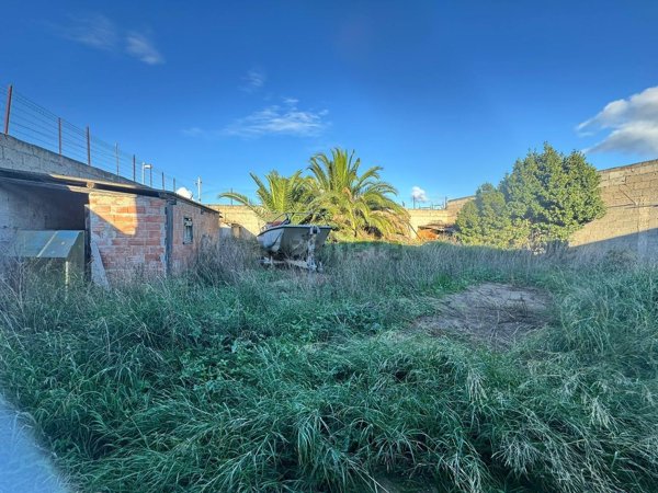 terreno edificabile in vendita a Monserrato