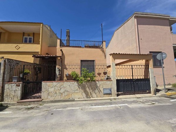 casa indipendente in vendita a Monserrato