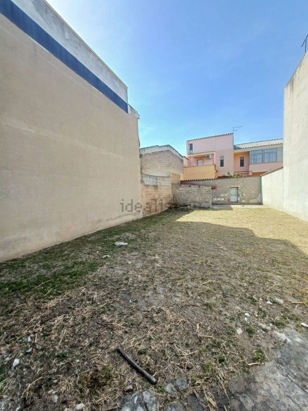 terreno edificabile in vendita a Monserrato