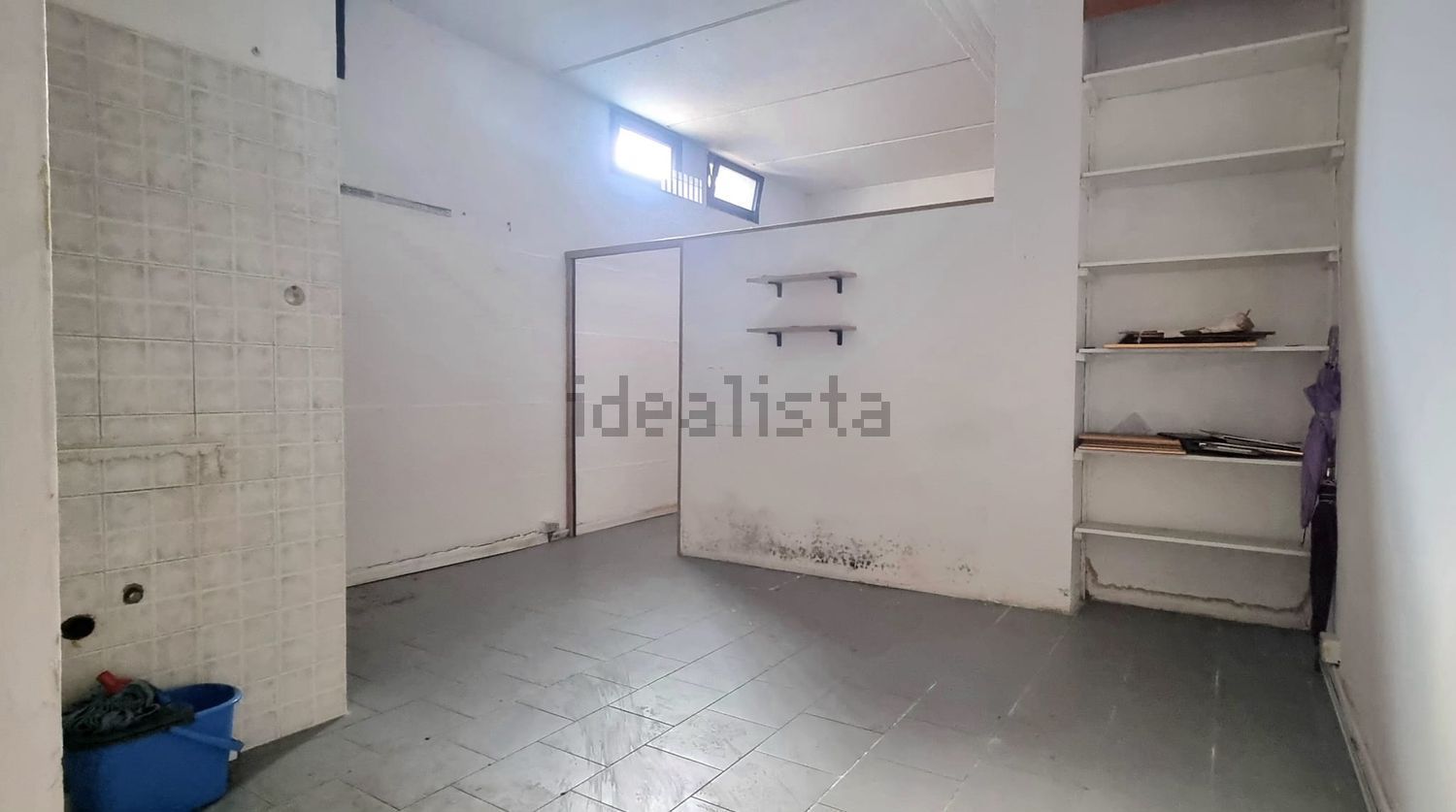 locale di sgombero in vendita a Monserrato