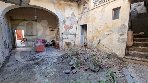 casa indipendente in vendita a Monserrato