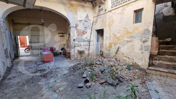 casa indipendente in vendita a Monserrato