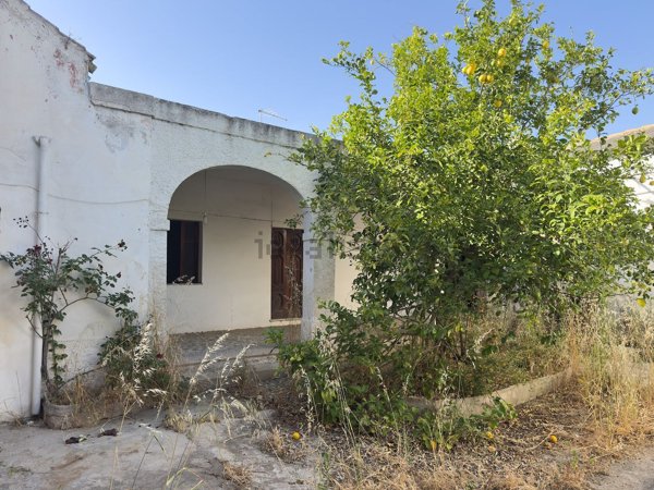 casa indipendente in vendita a Monserrato
