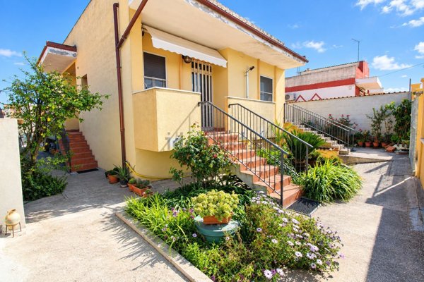 casa indipendente in vendita a Monserrato