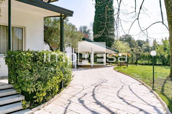 casa indipendente in vendita ad Andreis