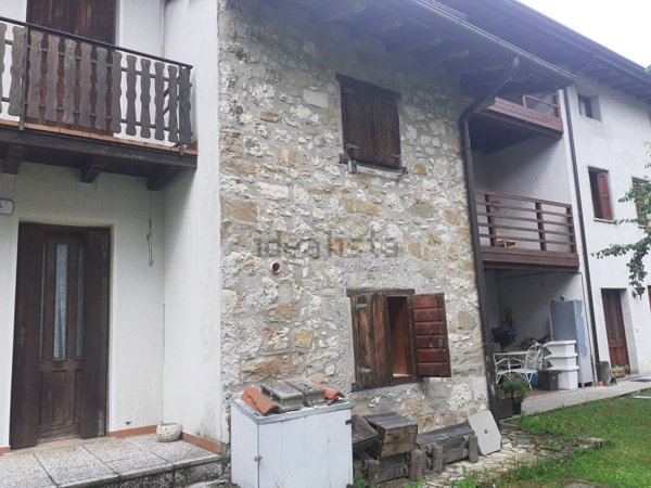 appartamento in vendita ad Andreis