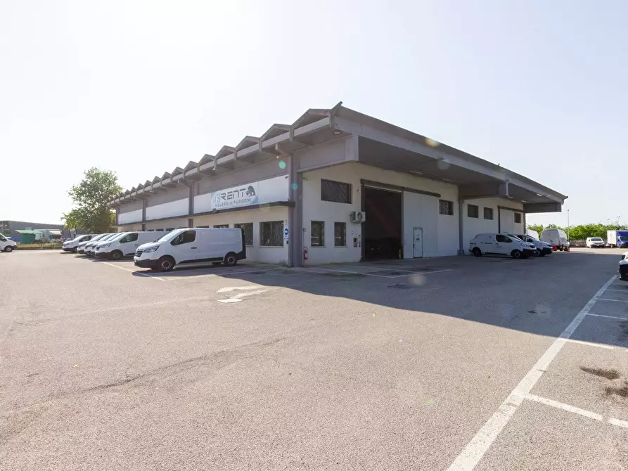 capannone in vendita ad Andreis in zona Prapiero