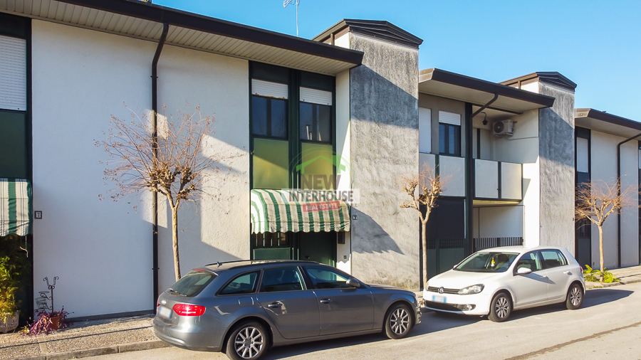 appartamento in vendita ad Arba in zona Colle