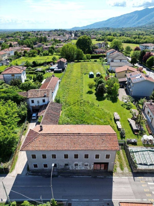 casa indipendente in vendita ad Aviano