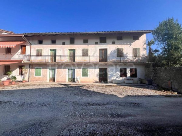 casa indipendente in vendita ad Aviano