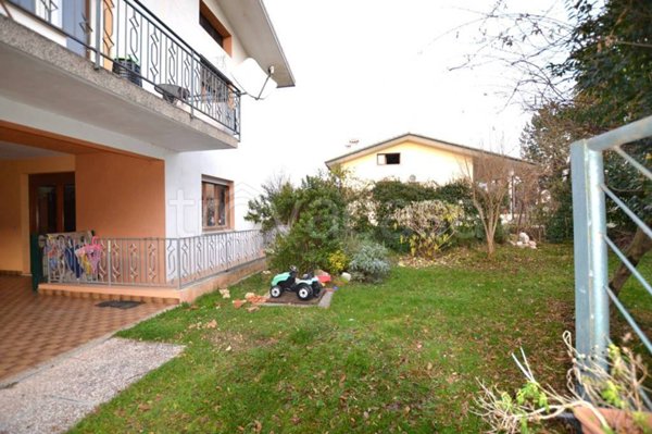 casa indipendente in vendita ad Aviano