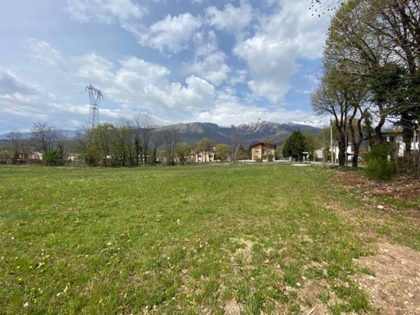 terreno edificabile in vendita ad Aviano