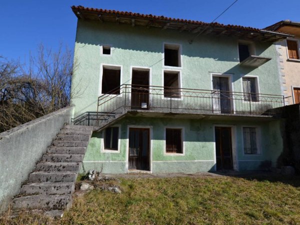 casa indipendente in vendita ad Aviano