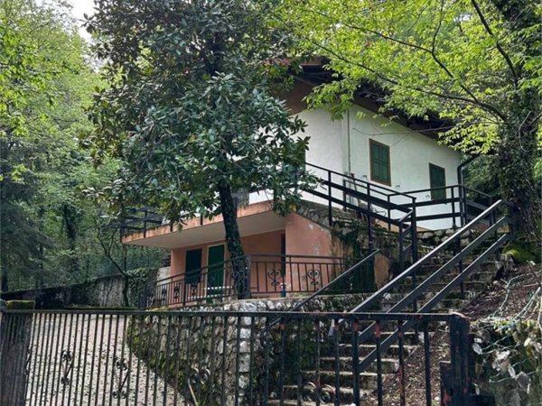 casa indipendente in vendita ad Aviano