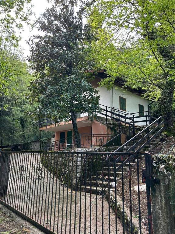 casa indipendente in vendita ad Aviano