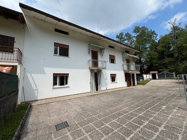 casa indipendente in vendita ad Aviano