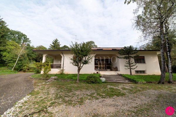 casa indipendente in vendita ad Aviano