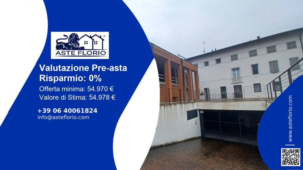 negozio in vendita ad Aviano