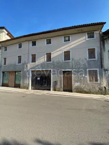 casa indipendente in vendita ad Aviano