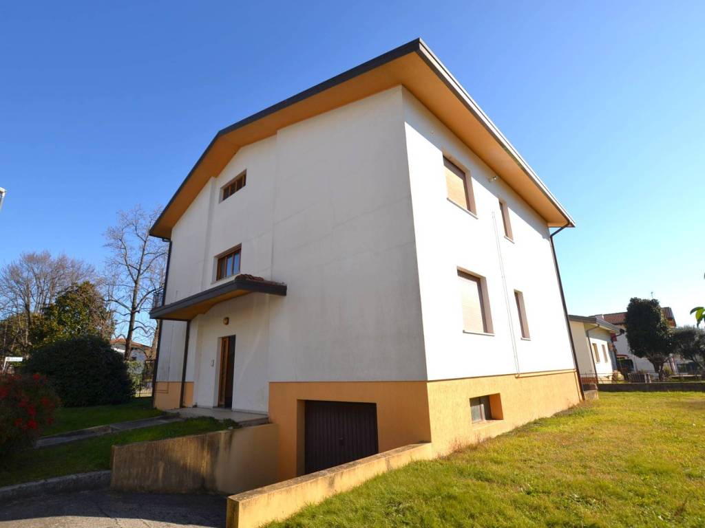 appartamento in vendita ad Aviano