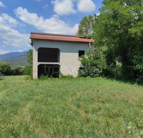 casa indipendente in vendita ad Aviano