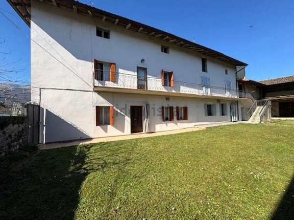 casa indipendente in vendita ad Aviano