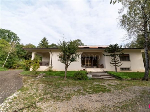 casa indipendente in vendita ad Aviano