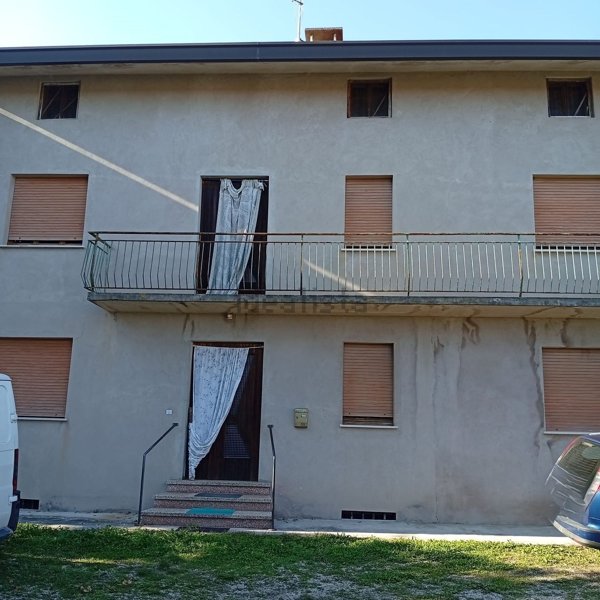 casa indipendente in vendita ad Aviano