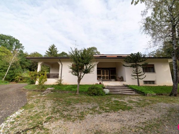 casa indipendente in vendita ad Aviano