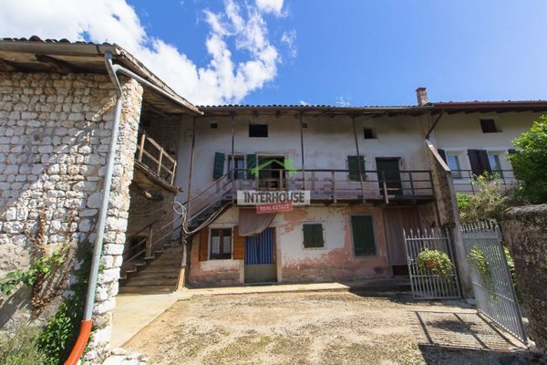 casa indipendente in vendita ad Aviano