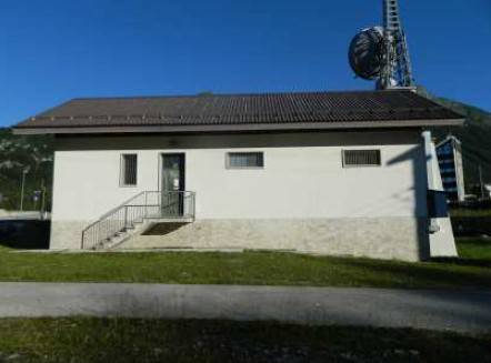 locale commerciale in vendita ad Aviano