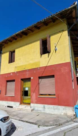 negozio in vendita ad Aviano