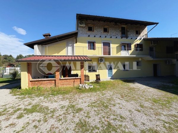 casa indipendente in vendita ad Aviano