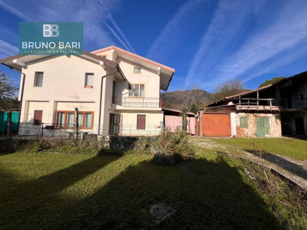 casa indipendente in vendita ad Aviano