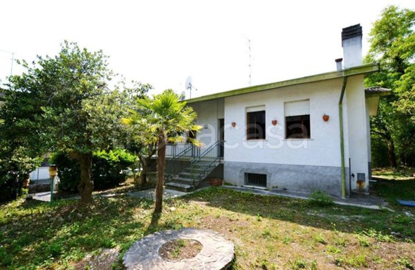 casa indipendente in vendita ad Aviano