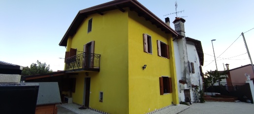 casa indipendente in vendita ad Aviano